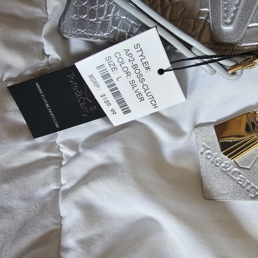 Silver Tote&Carry Crocodile Clutch - Picture 4 of 6